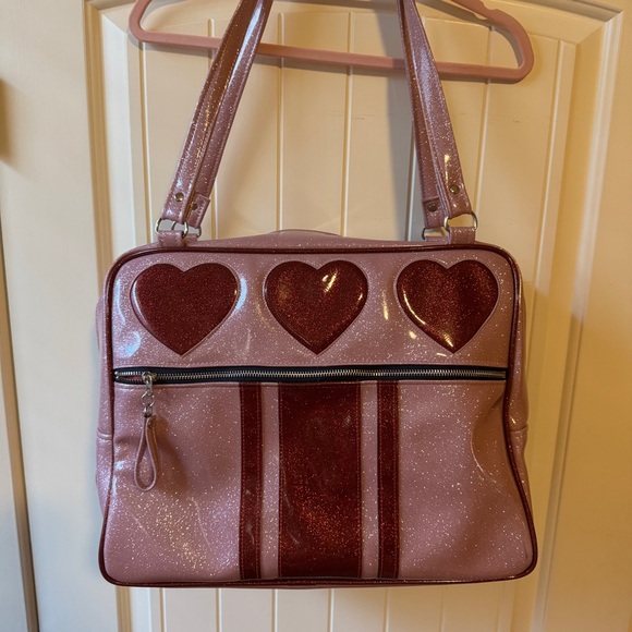 Trophy Queen Heart and Stripes Overnighter Pink Sparkly Tote with Red Hearts - Picture 6 of 8